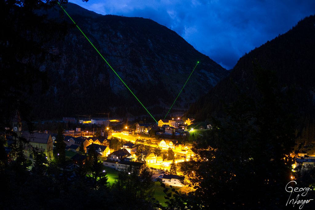 Göschenen - dorf göschenen gottardtunnel gotthard laser nacht 